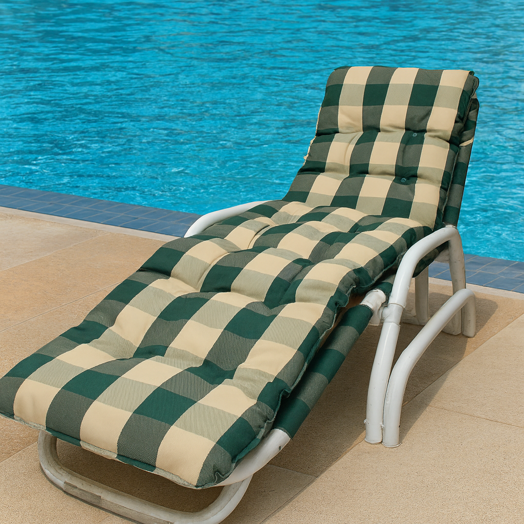 Outdoor lounger